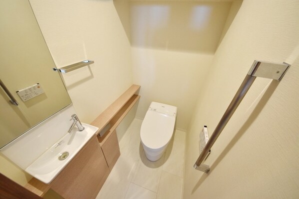 プラウドタワー大泉学園の物件内観写真